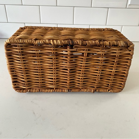 Woven Basket Compartment Organizer - Picture 7 of 8